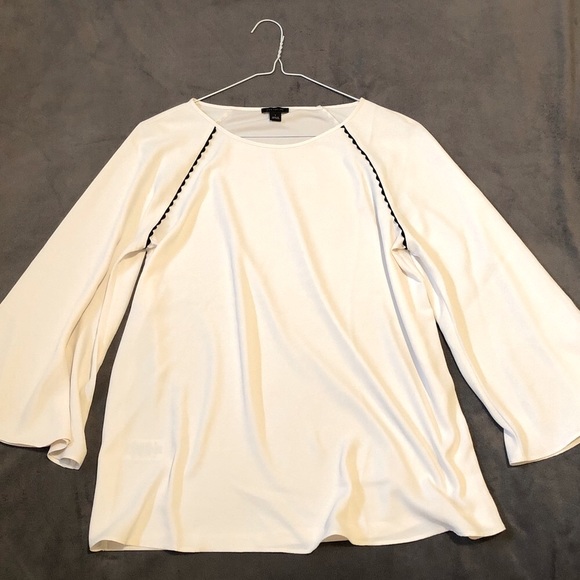 Ann Taylor blouse - Picture 2 of 6